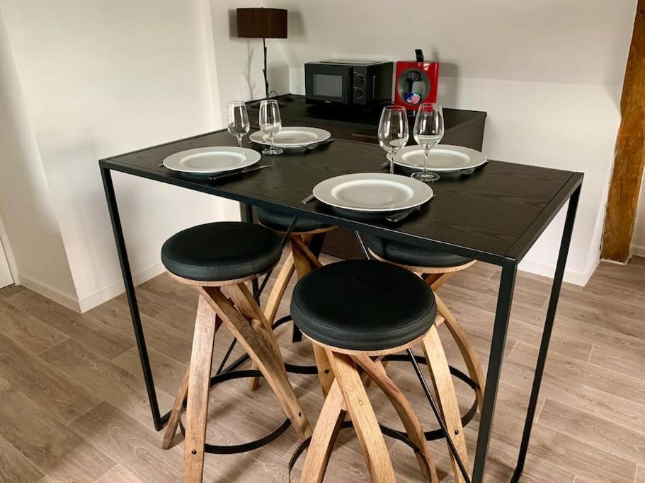 Appartement Cosy Vue Sur Le Vignoble Sancerre Luaran gambar